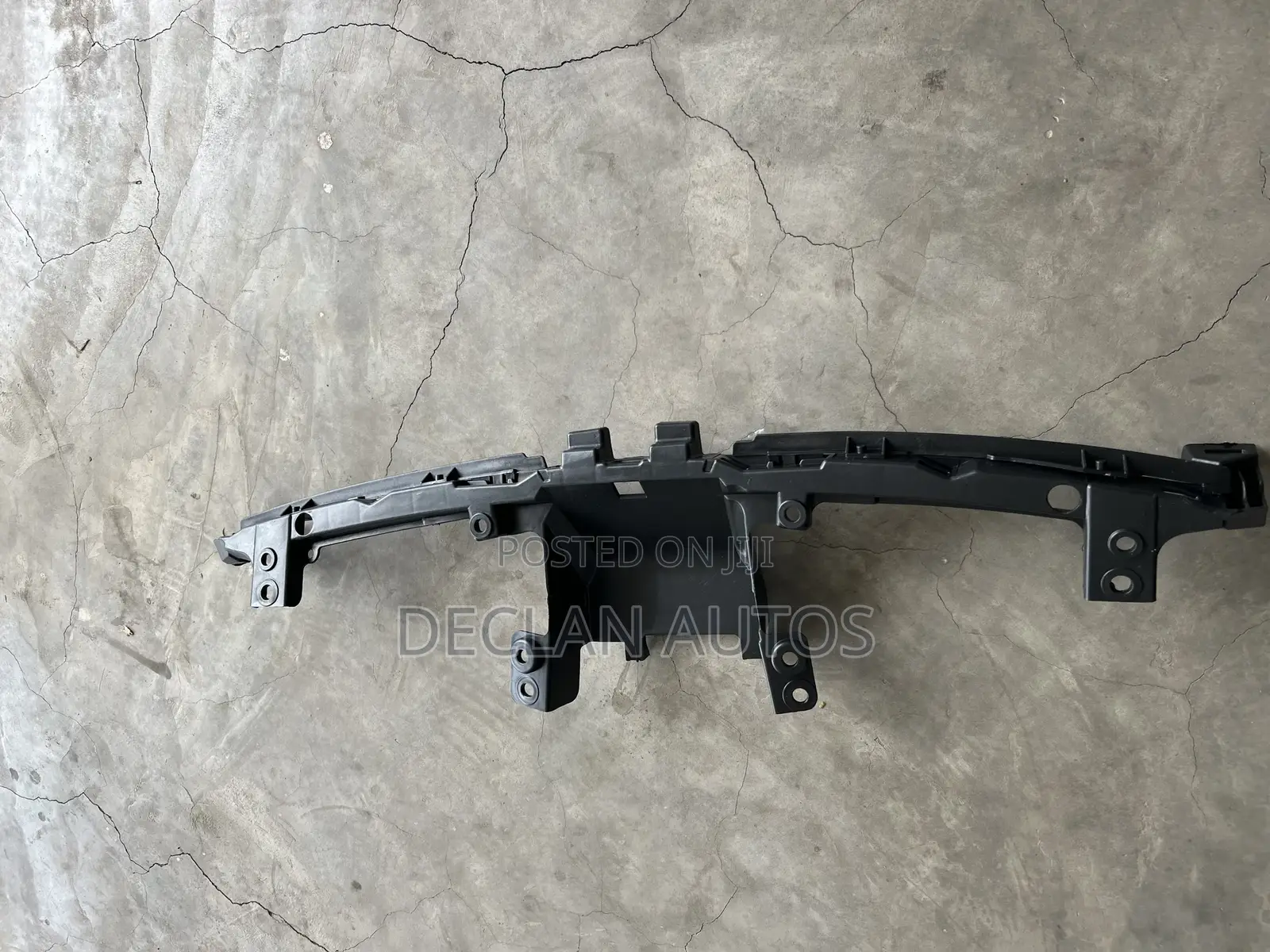Honda Crv Grille Mounting Bracket Oem#71127tlaa00 2017-2019