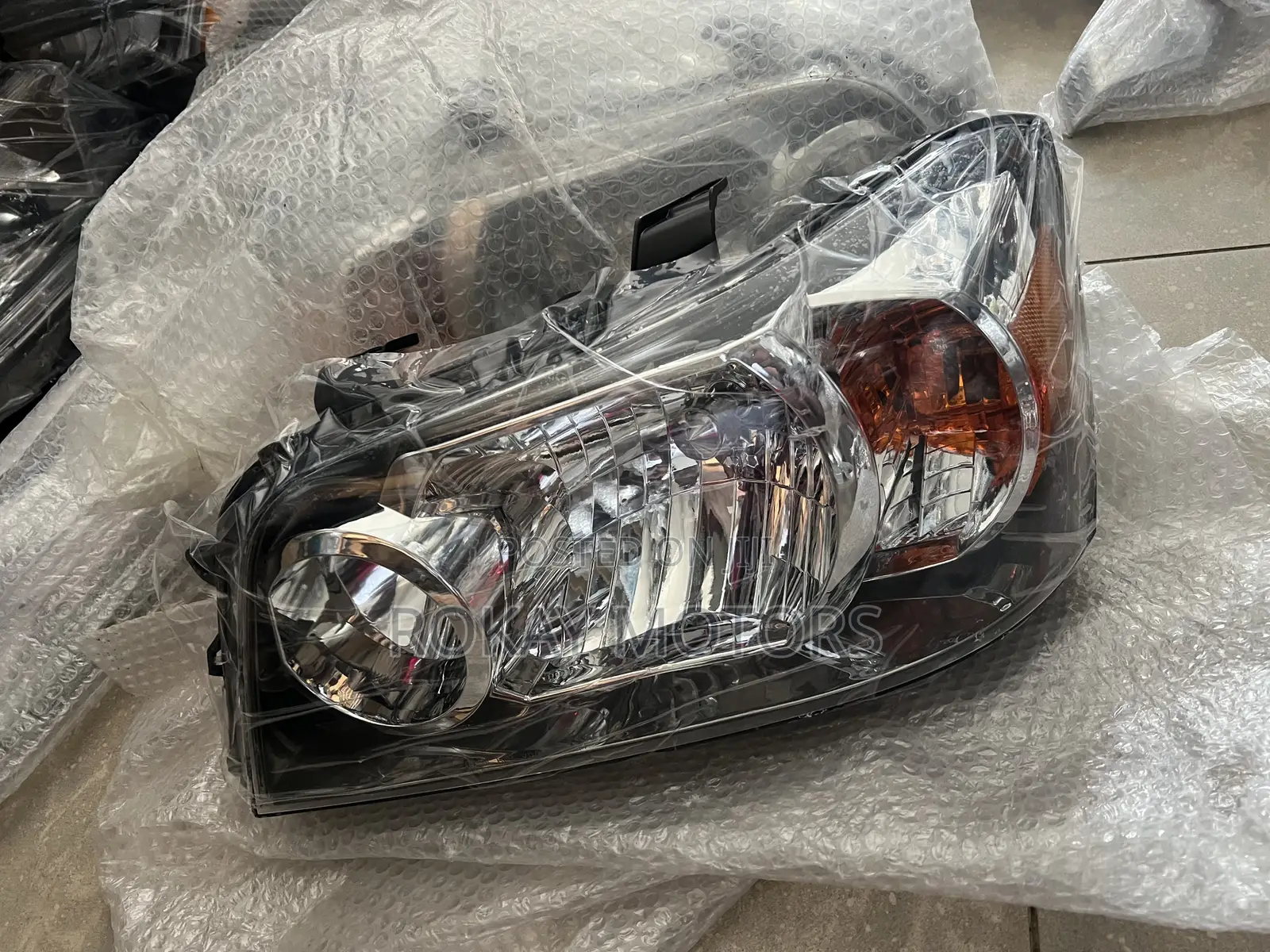 Highlander 2004,2005,2006 Headlights