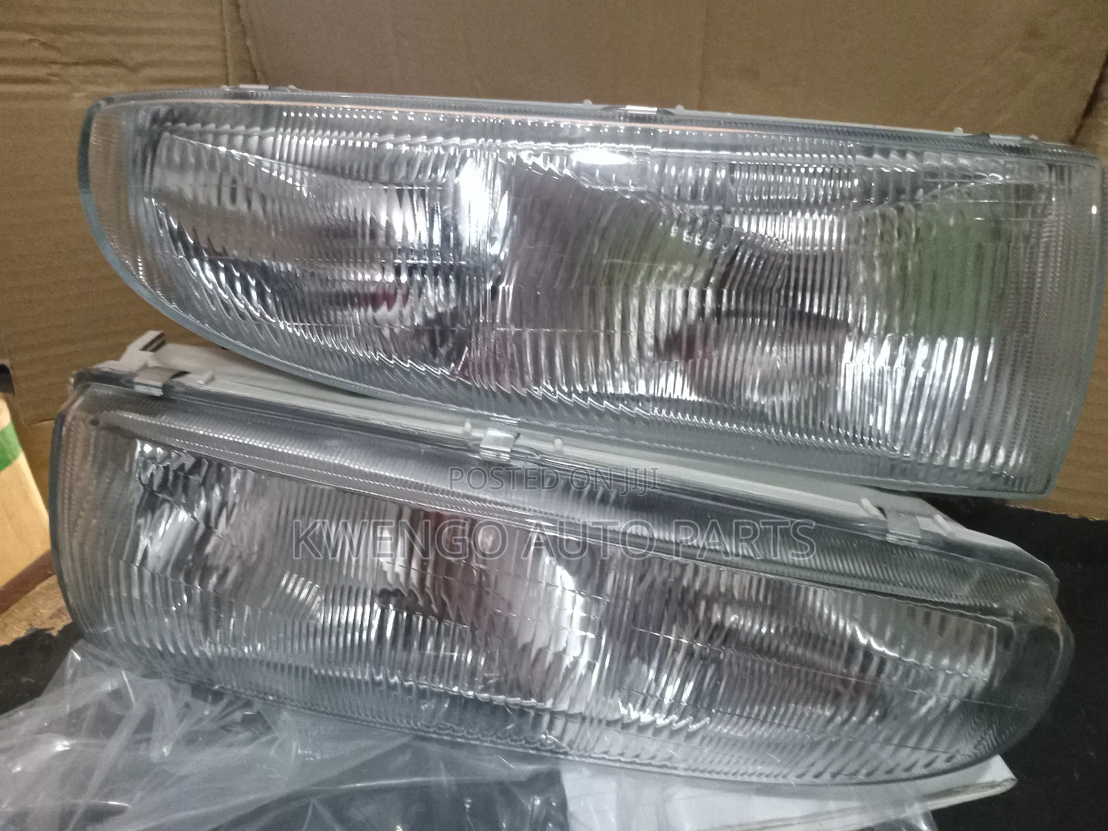 H100 Hyundia Grace Headlight