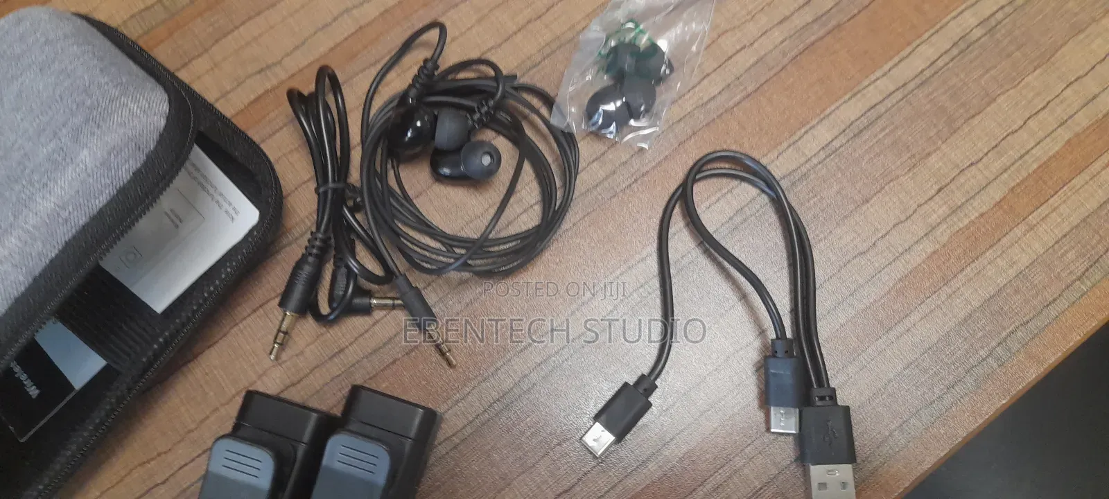 Wireless IEM In Ear Monitoring System