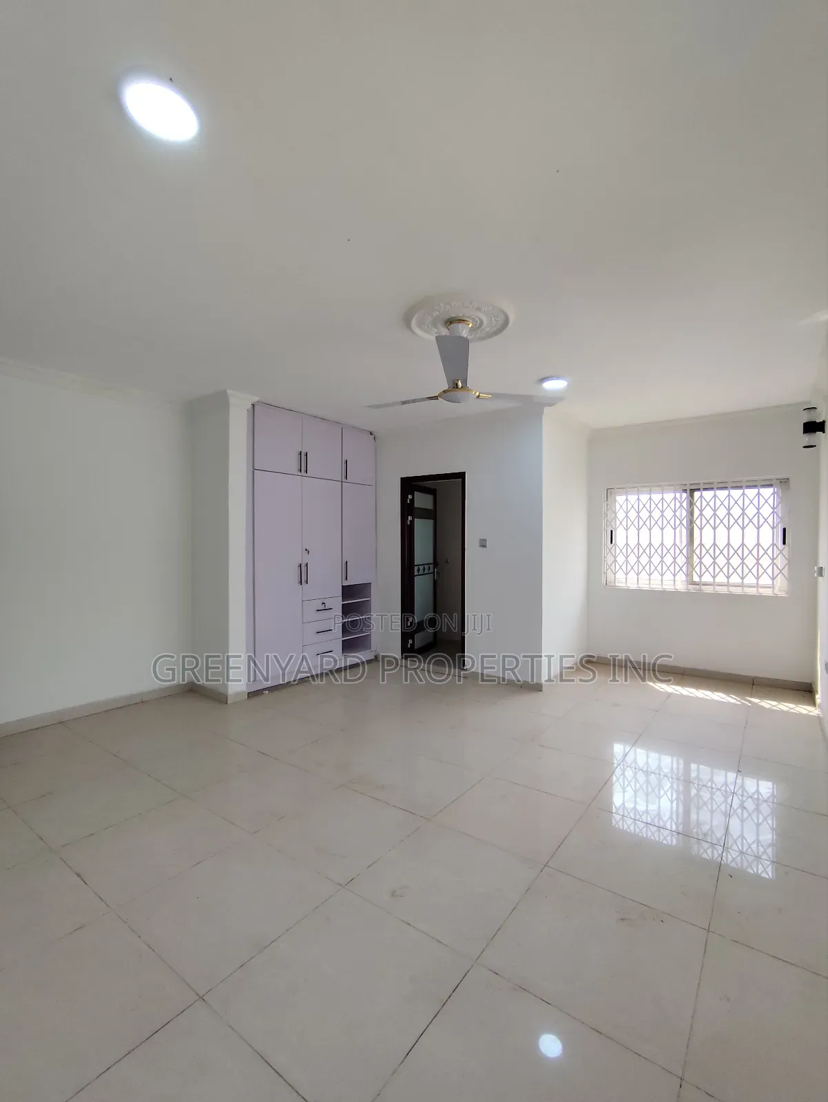4bdrm House in C5, Lake Side Estate for rent