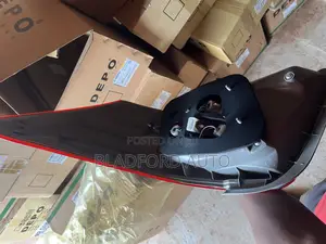 Yaris 2013 Original DEPO Tailight Pair