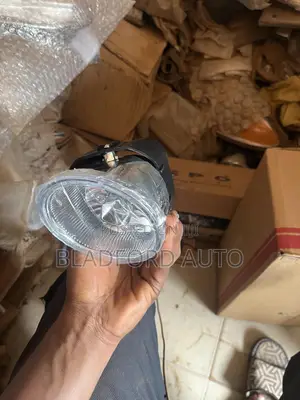 Nissan Hardbody Foglight Pair