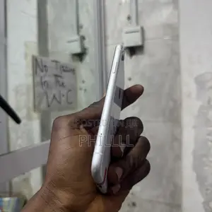 Apple iPhone XR 128 GB White