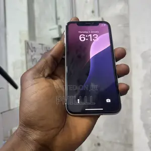 Apple iPhone XR 128 GB White