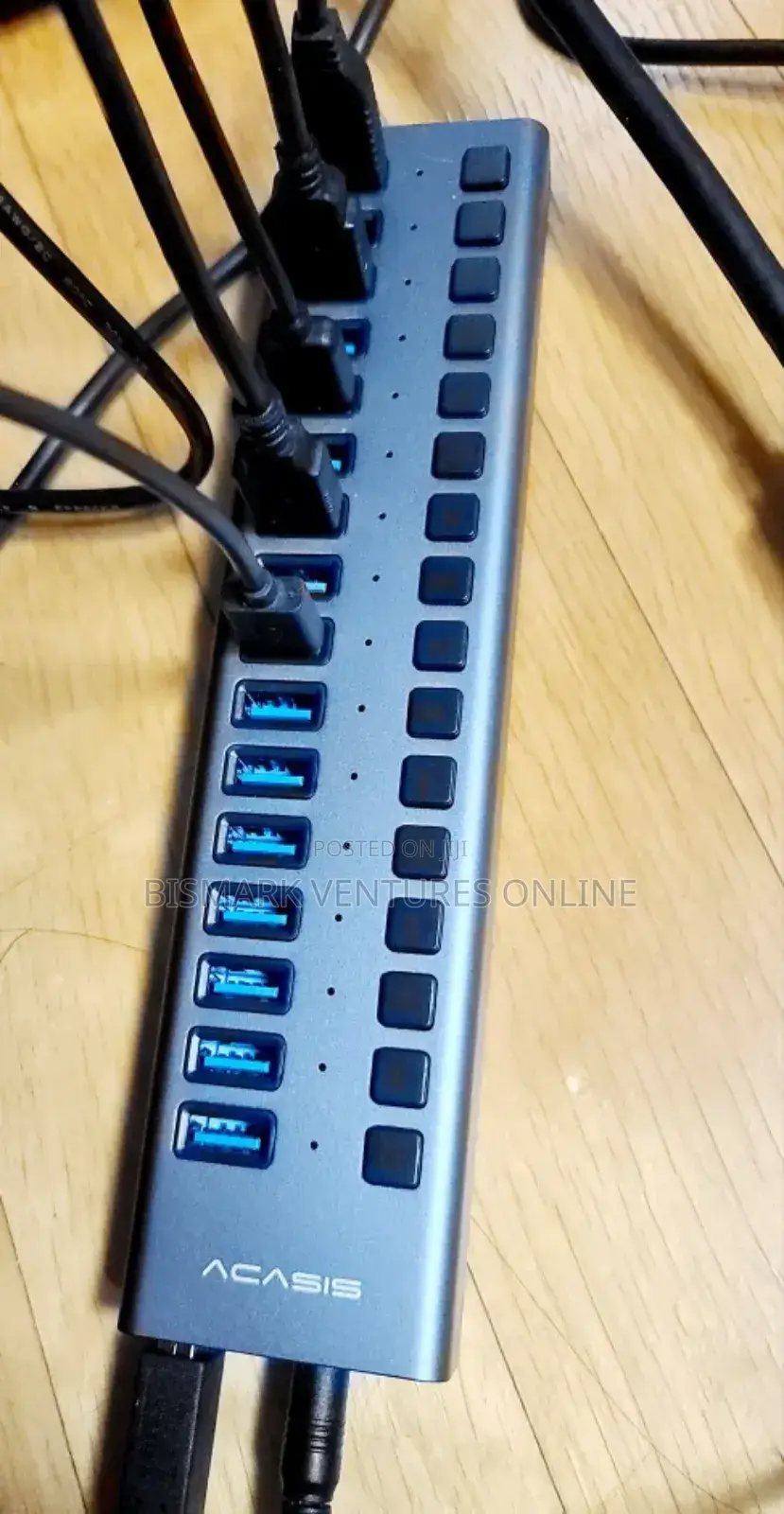 90W 16 Ports USB 3.0 Hub Super Speed For Data Transferring.