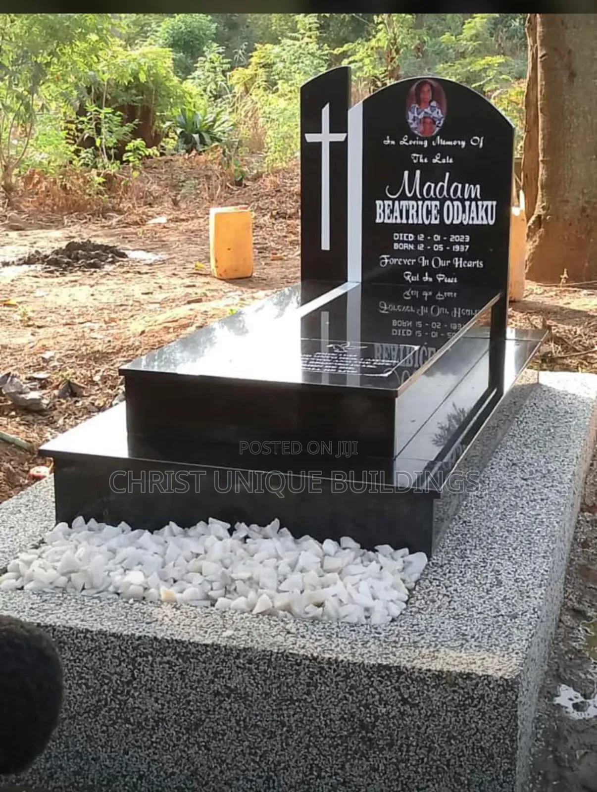 Chris Unique Tomb Specialist,