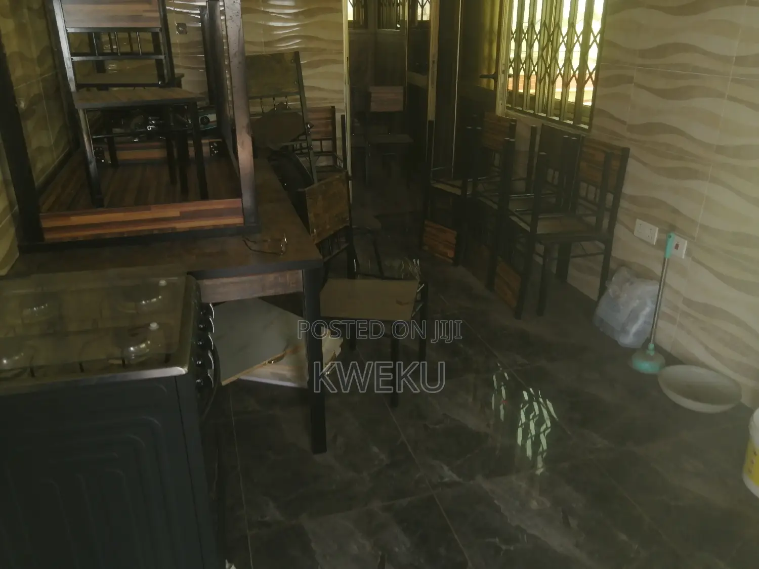 1bdrm Apartment in Estate Agency, Spintex for rent
