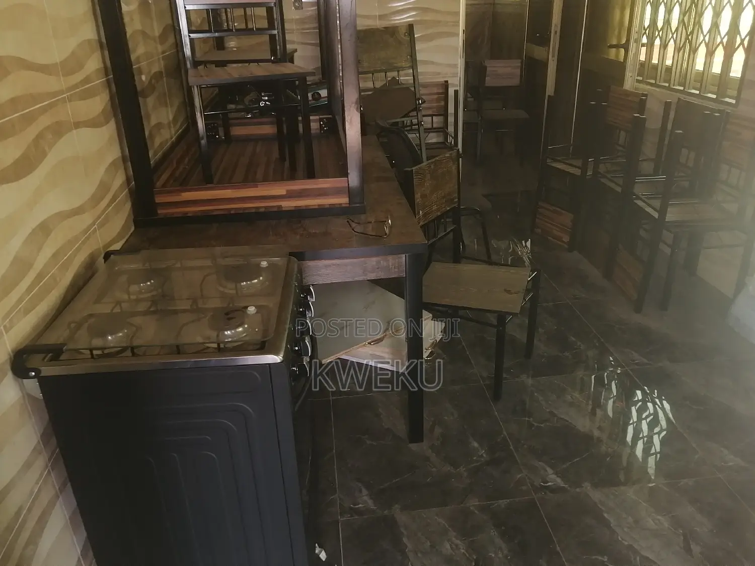 1bdrm Apartment in Estate Agency, Spintex for rent