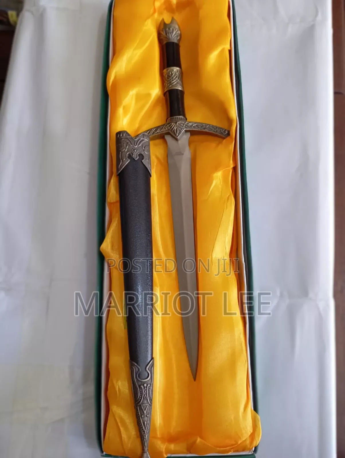 Knights_ Dagger _ Fantasy Sword