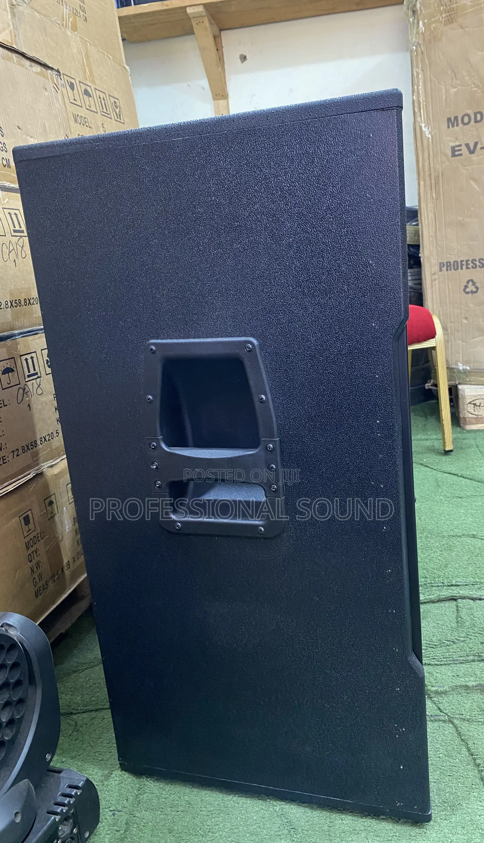 Heavy Short Range Speaker
