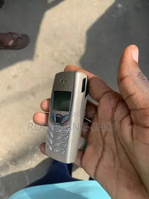 New Nokia 6510 Silver