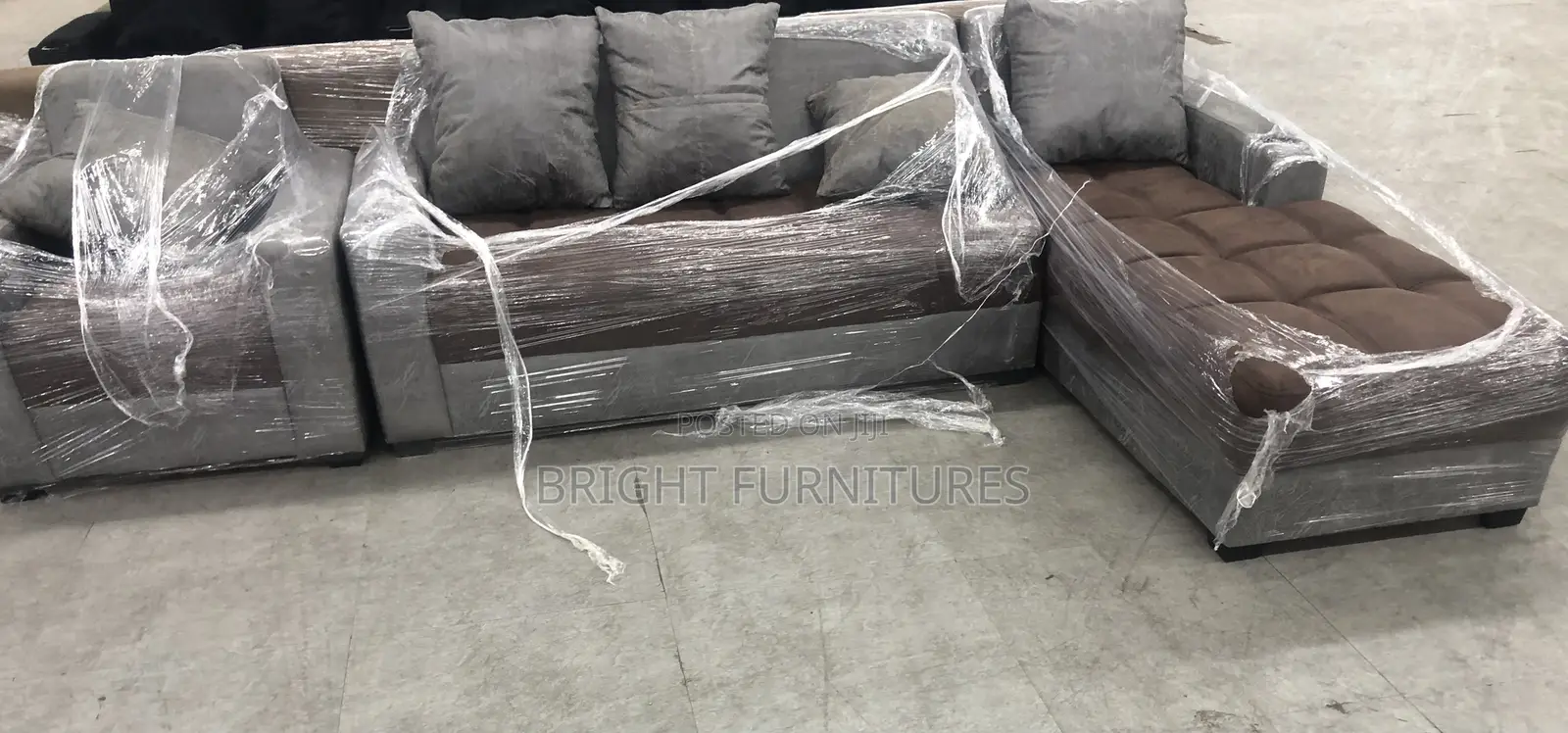 L Shape Sofa With Single