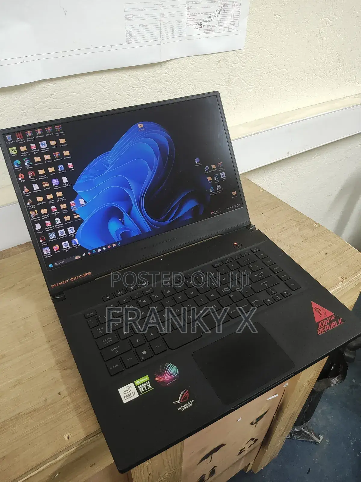 Laptop Asus ROG Zephyrus M15 GU502LU 16GB Intel Core I7 SSD 1T