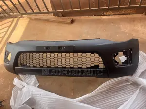 L200 2009-2012 Vodafone Bumper