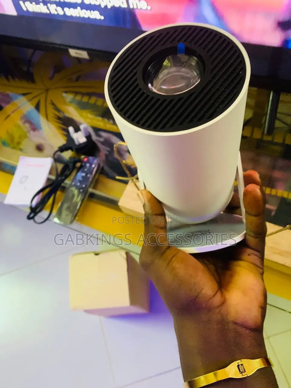Smart Android Projector