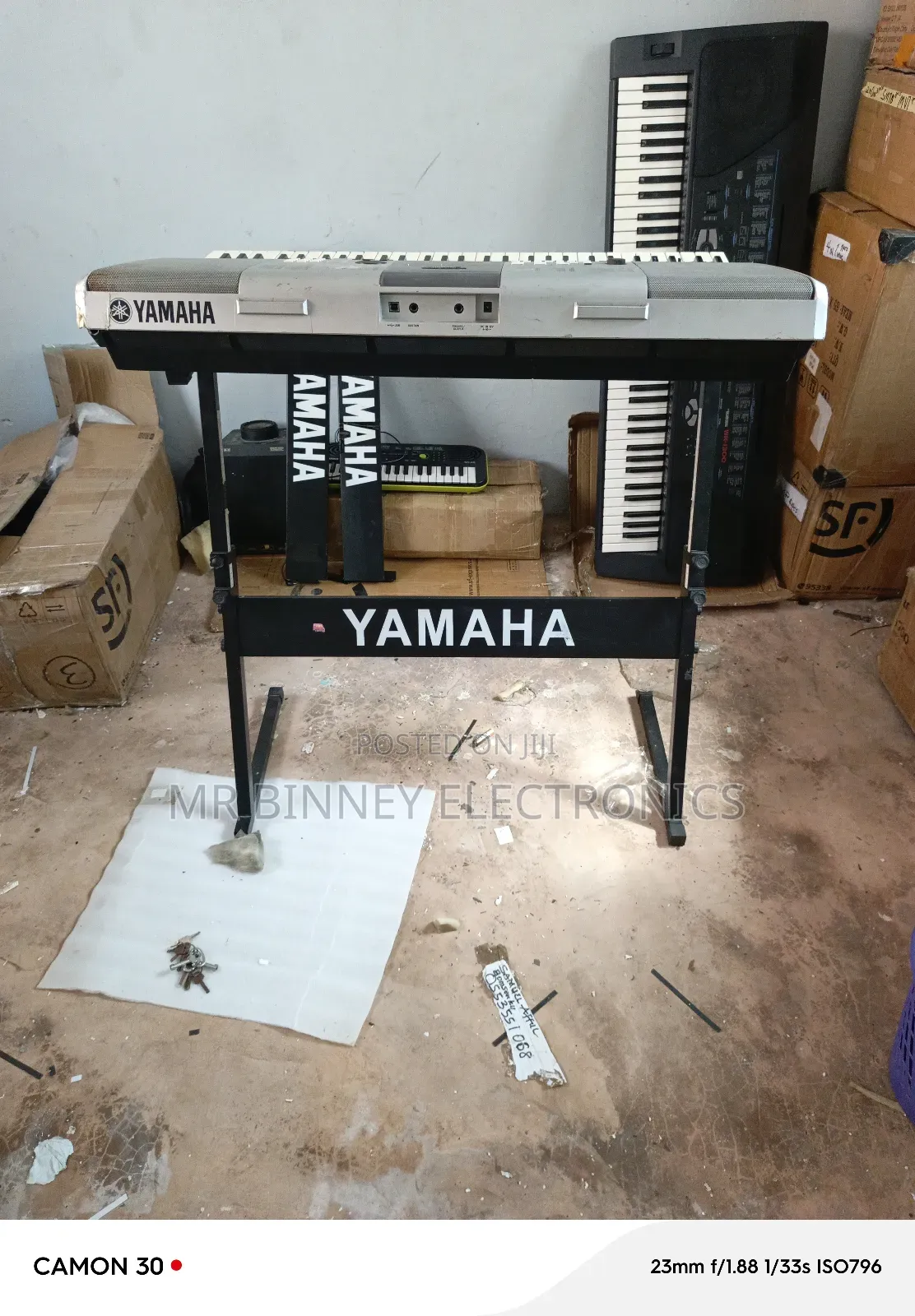 Z Type Keyboard Stand