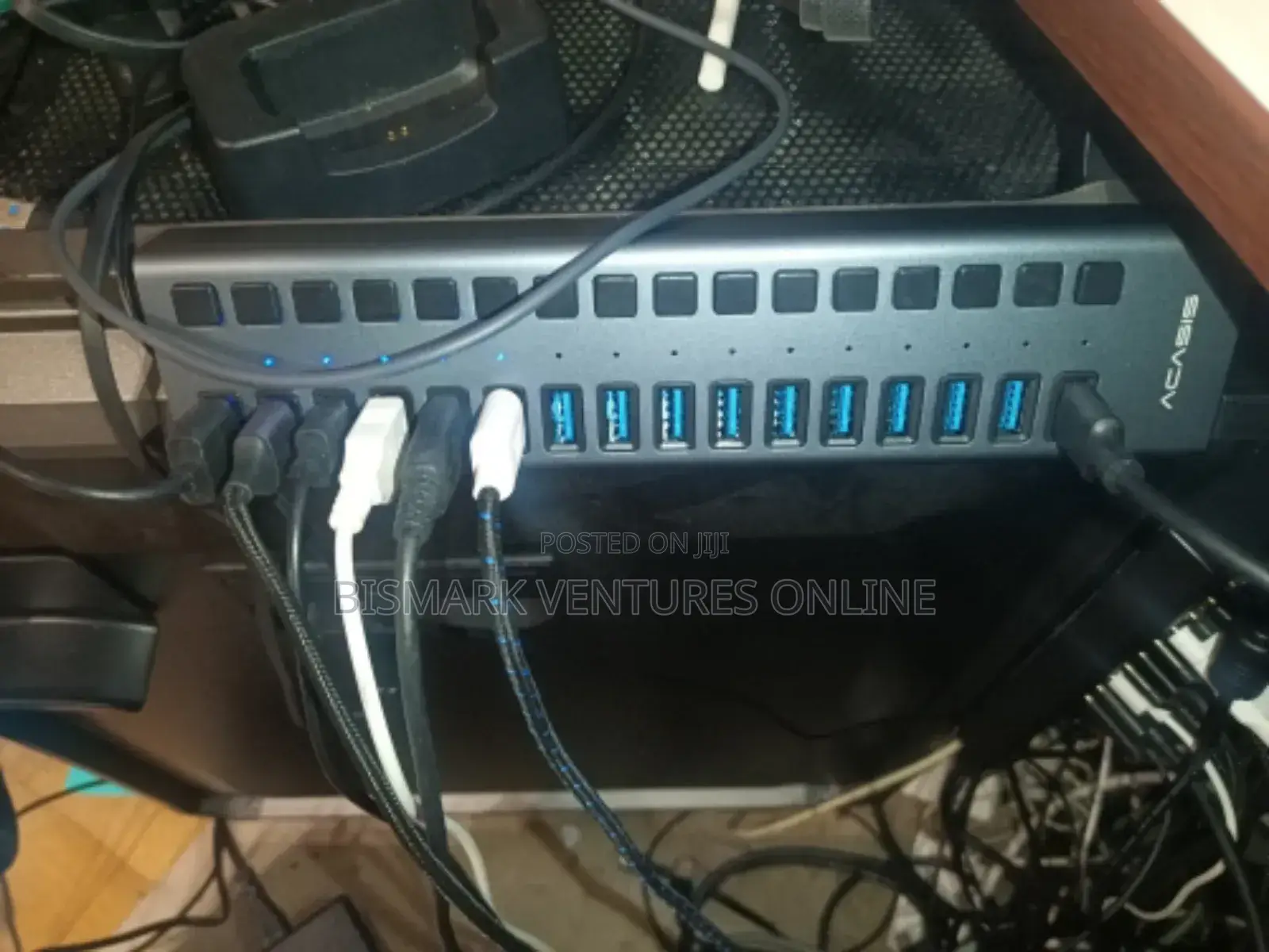 90W 16 Ports USB 3.0 Hub Super Speed For Data Transferring.