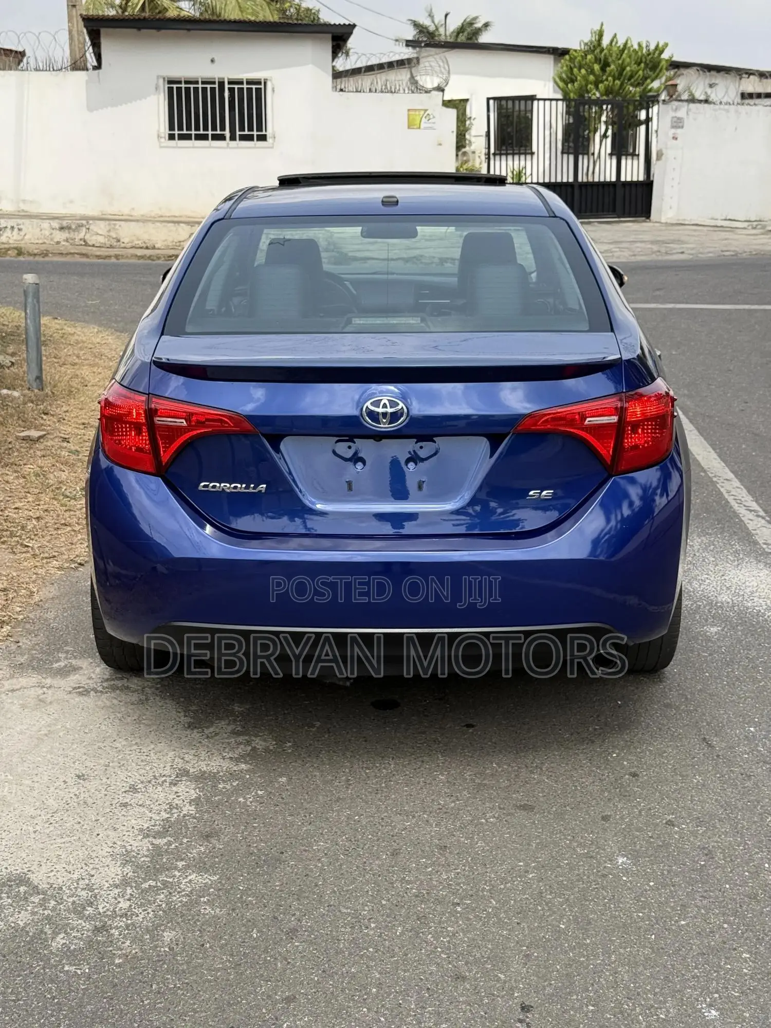 Toyota Corolla SE (1.8L 4cyl 2A) 2018 Black