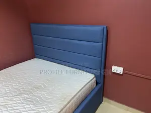 Design Bedframe With Mattress ( Double 54x75)