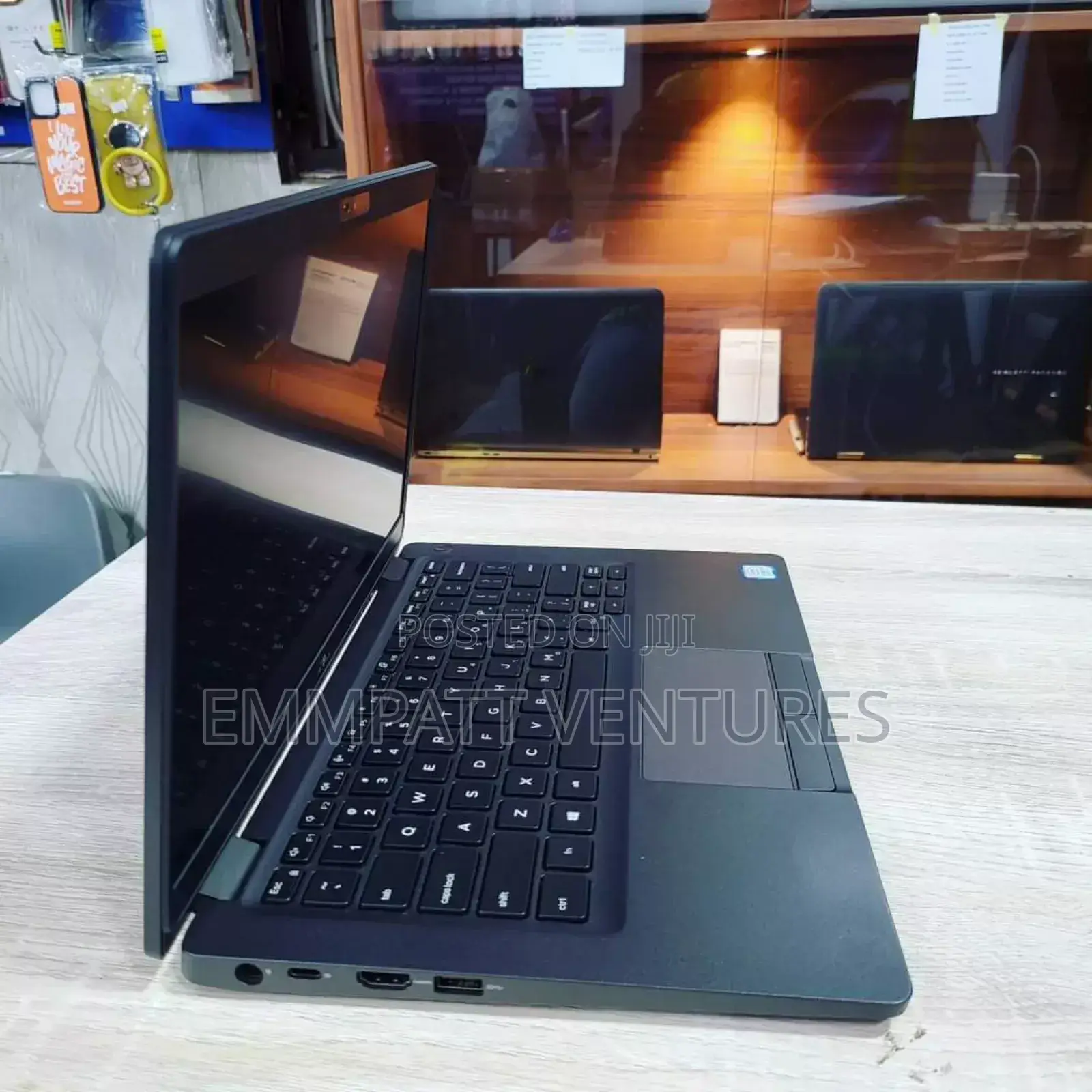 New Laptop Dell Latitude 5300 8GB Intel Core I5 HDD+SSD 256GB