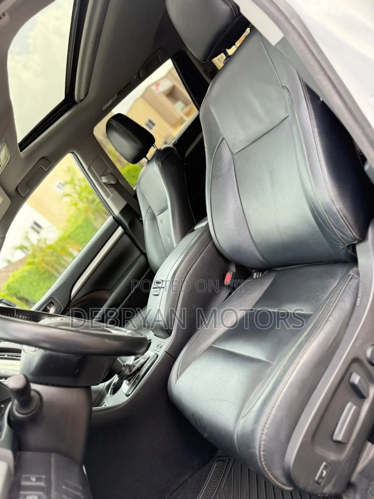 Toyota Highlander XLE 4x2 V6 (3.5L 6cyl 8A) 2018 White