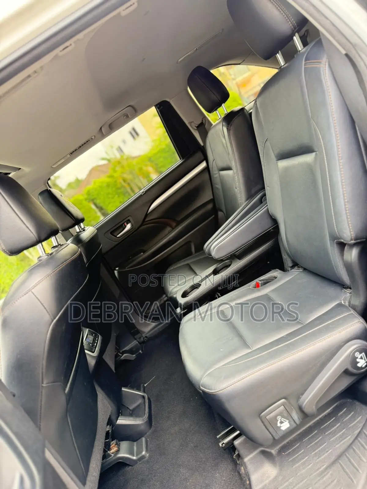 Toyota Highlander XLE 4x2 V6 (3.5L 6cyl 8A) 2018 White