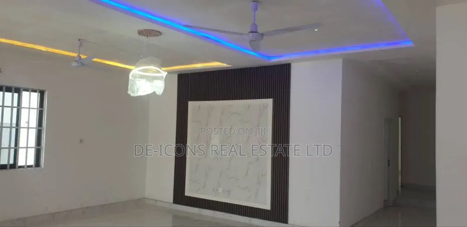 3bdrm House in De-Icons Real Estate, Awutu Senya East Municipal