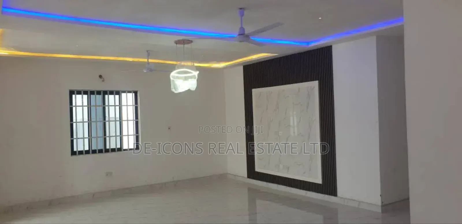 3bdrm House in De-Icons Real Estate, Awutu Senya East Municipal