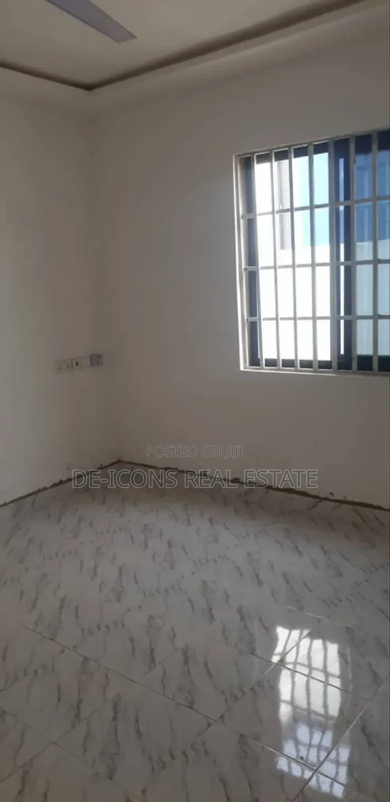3bdrm House in De-Icons Real Estate, Awutu Senya East Municipal
