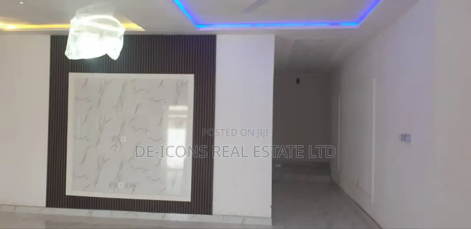 3bdrm House in De-Icons Real Estate, Awutu Senya East Municipal