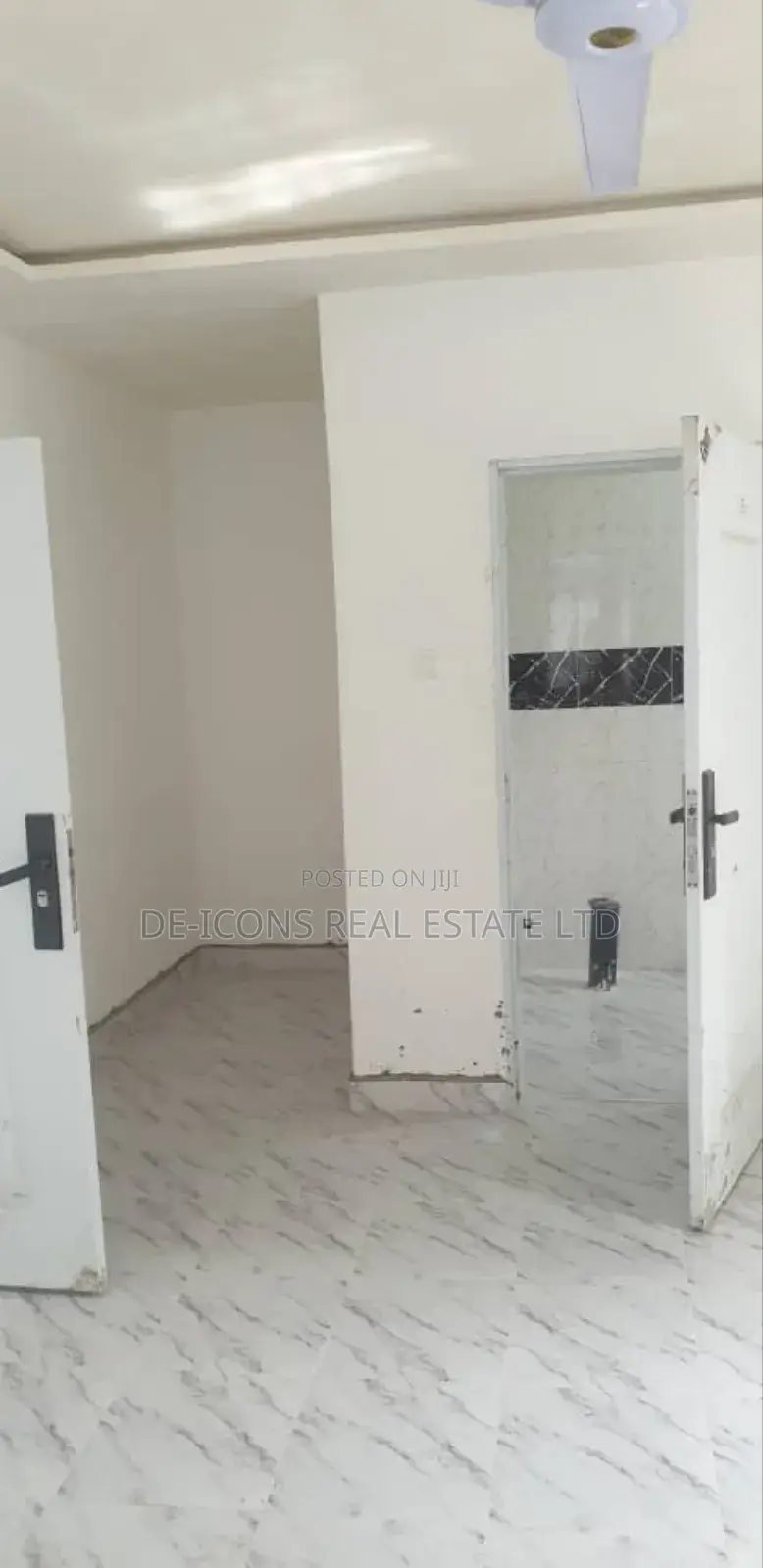 3bdrm House in De-Icons Real Estate, Awutu Senya East Municipal