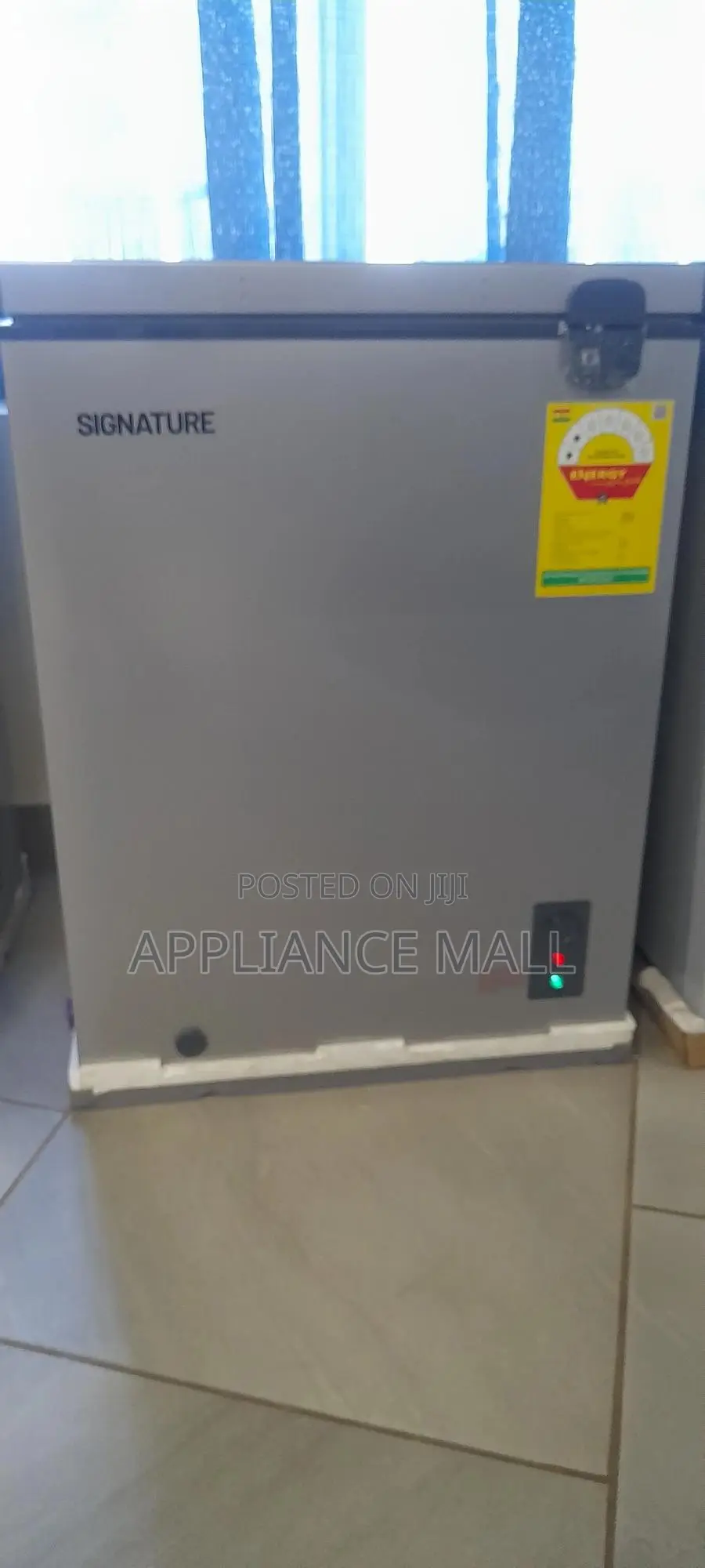 Signature Freezer 150l