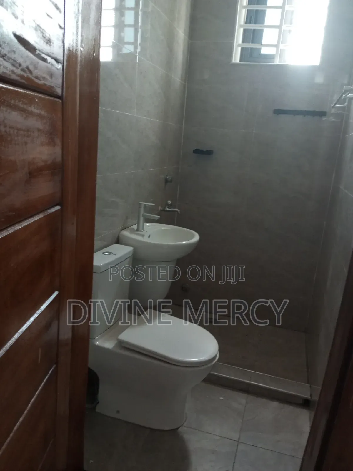 2bdrm Apartment in Tuba, Awutu Senya East Municipal for rent