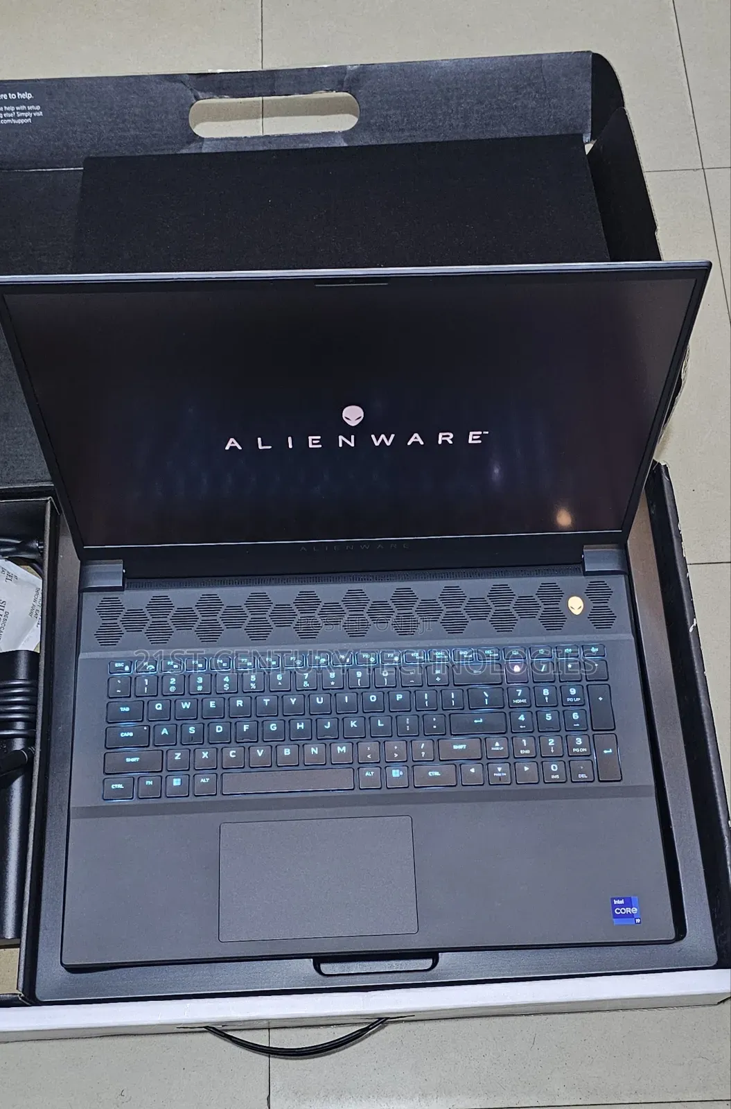 Laptop Dell Alienware M18 R2 32GB Intel Core I9 SSD 1T