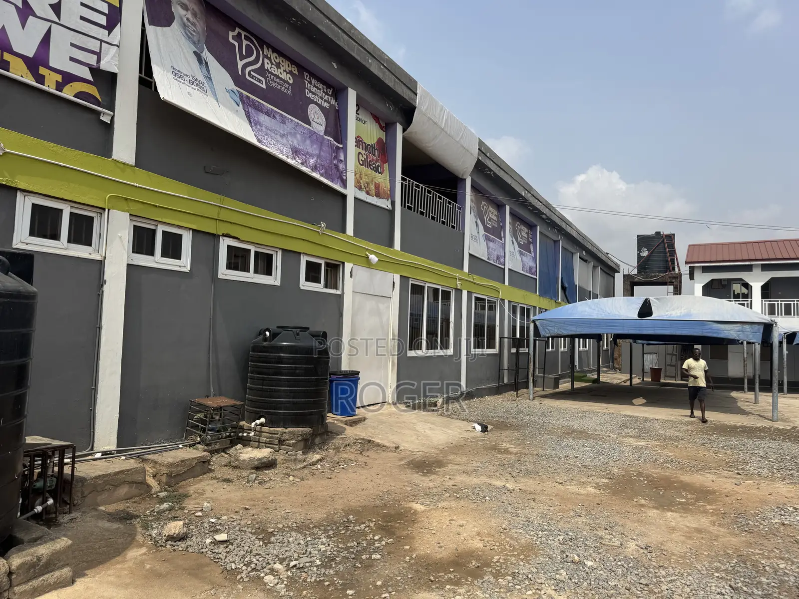 1 Acre Plot With Buildings for Sale at Dome Market