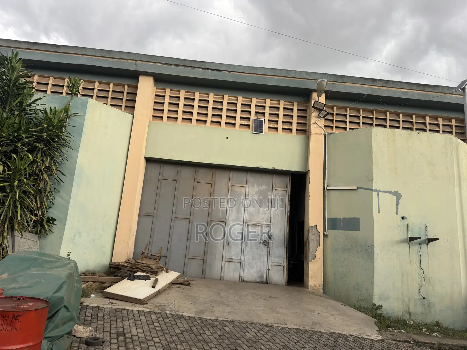 700 SQM Warehouse for Rent at Achimota ABC