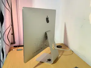 Desktop Computer Apple iMac 8GB Intel Core i5 HDD 1T