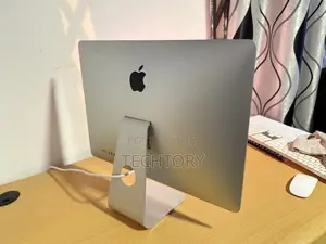 Desktop Computer Apple iMac 8GB Intel Core i5 HDD 1T