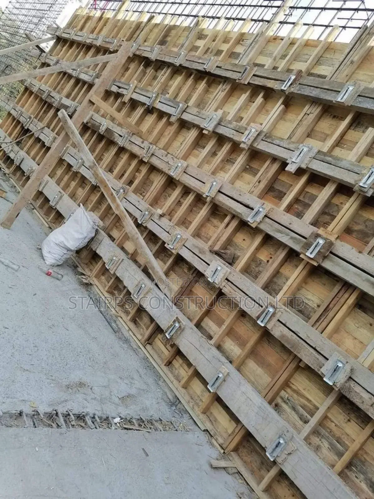 Metal Retaining Wall Materials For Rent And Installation