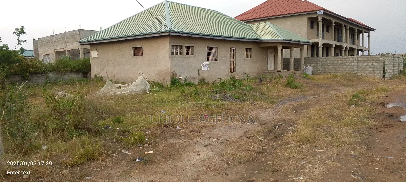 3bdrm Bungalow in Akamanzo for Sale