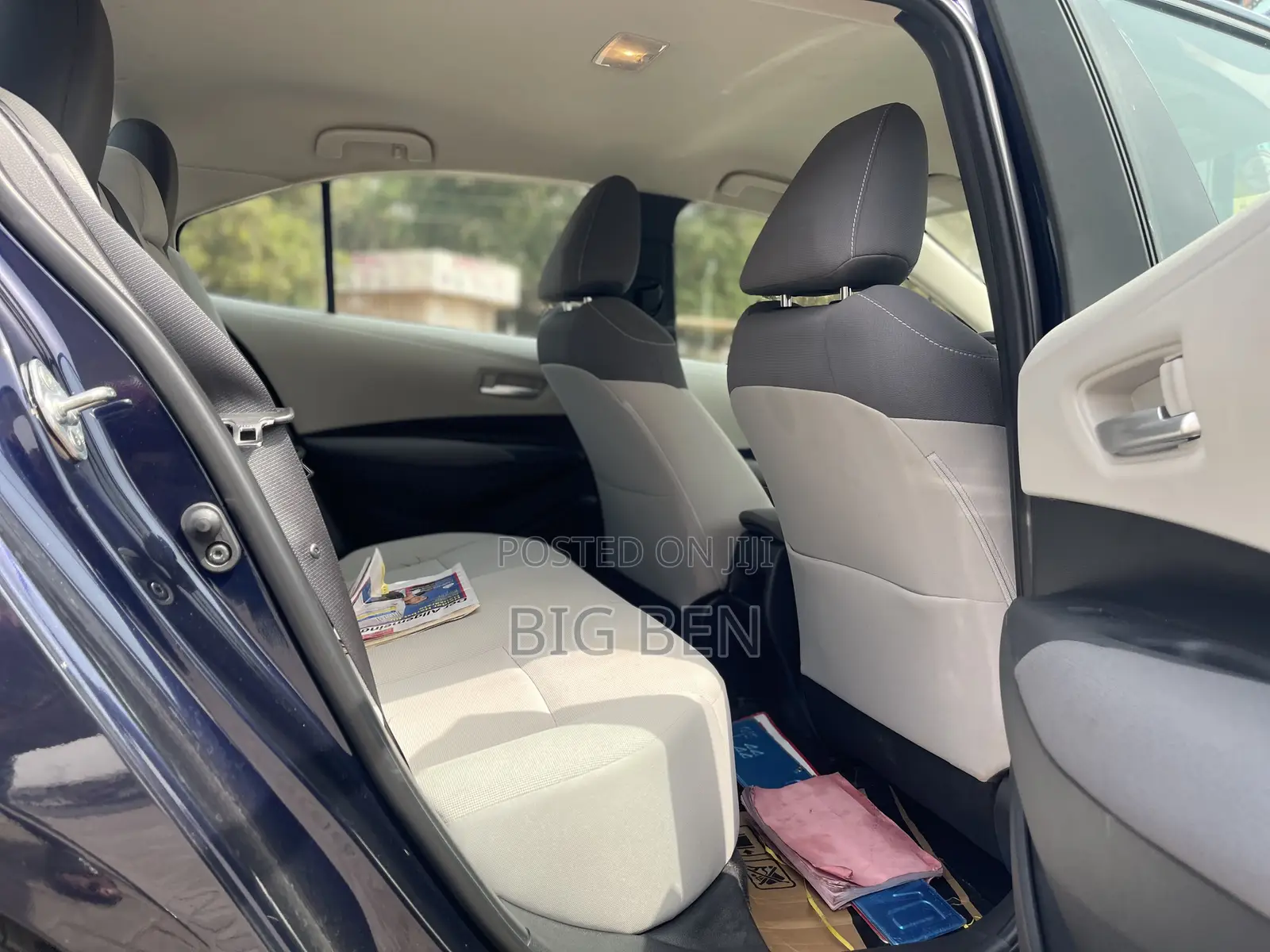 Toyota Corolla SE 2021 Blue