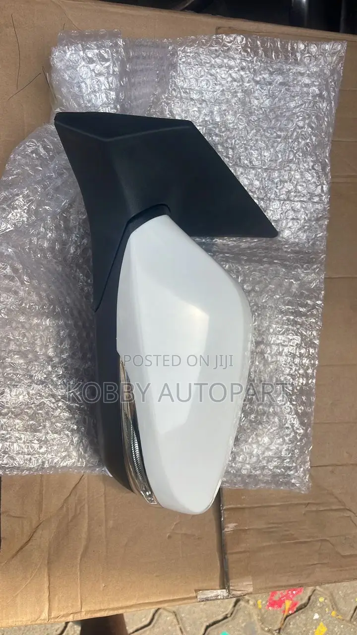 Elantra Driving Side Mirror 2011 2012 2013