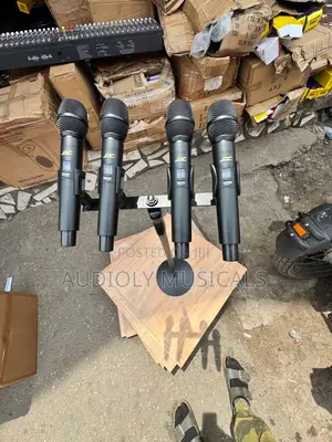 4 In 1 Microphone Stand