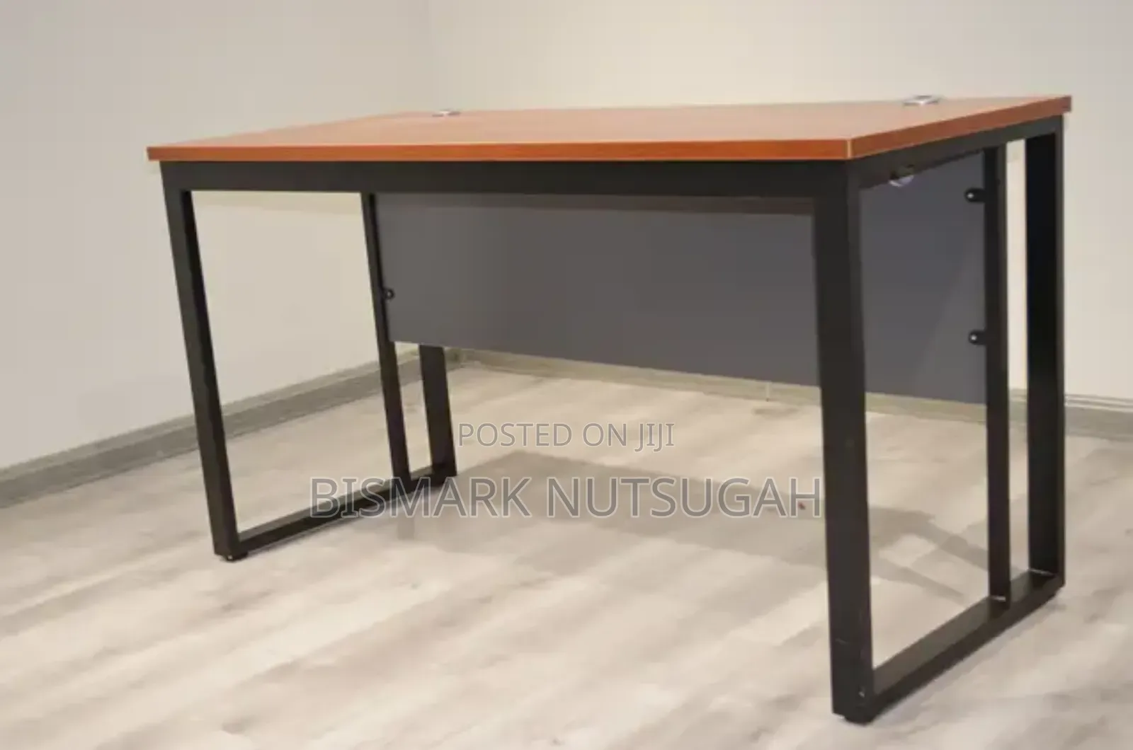 Office /Desks Table for Sale
