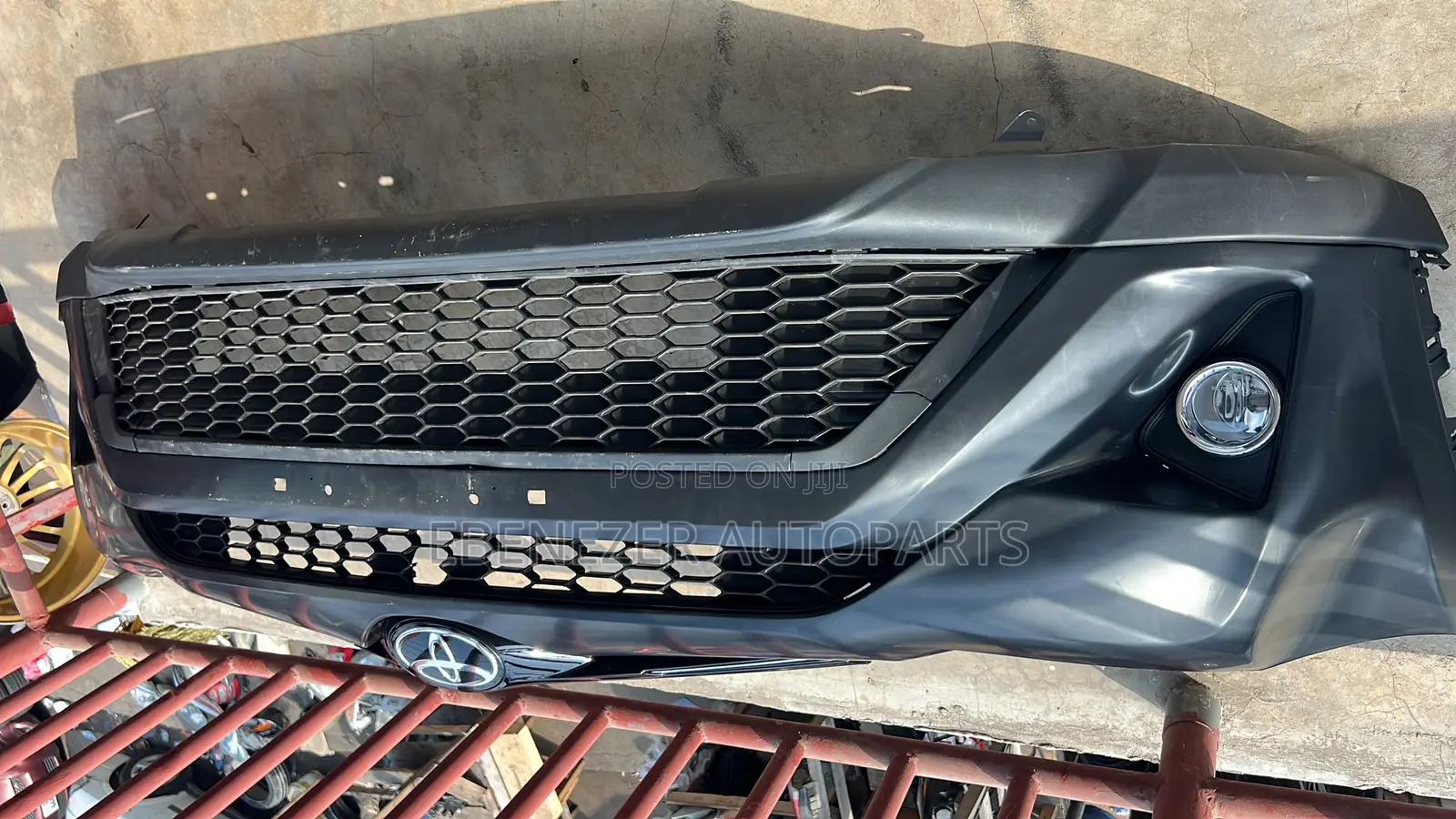 Toyota Rav 4 2016,2017 Front Bumper Complete