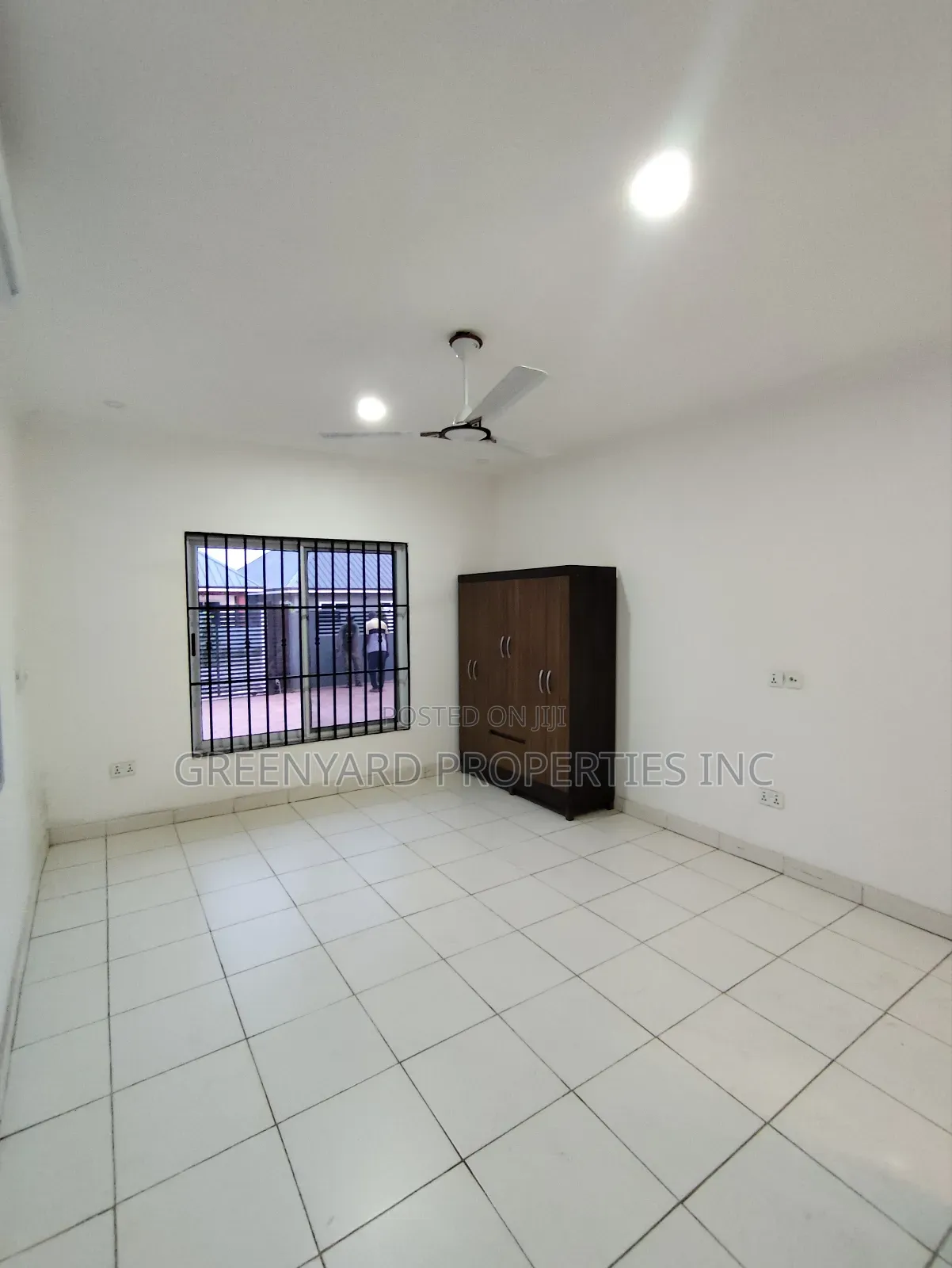 5bdrm House in Botwe for rent