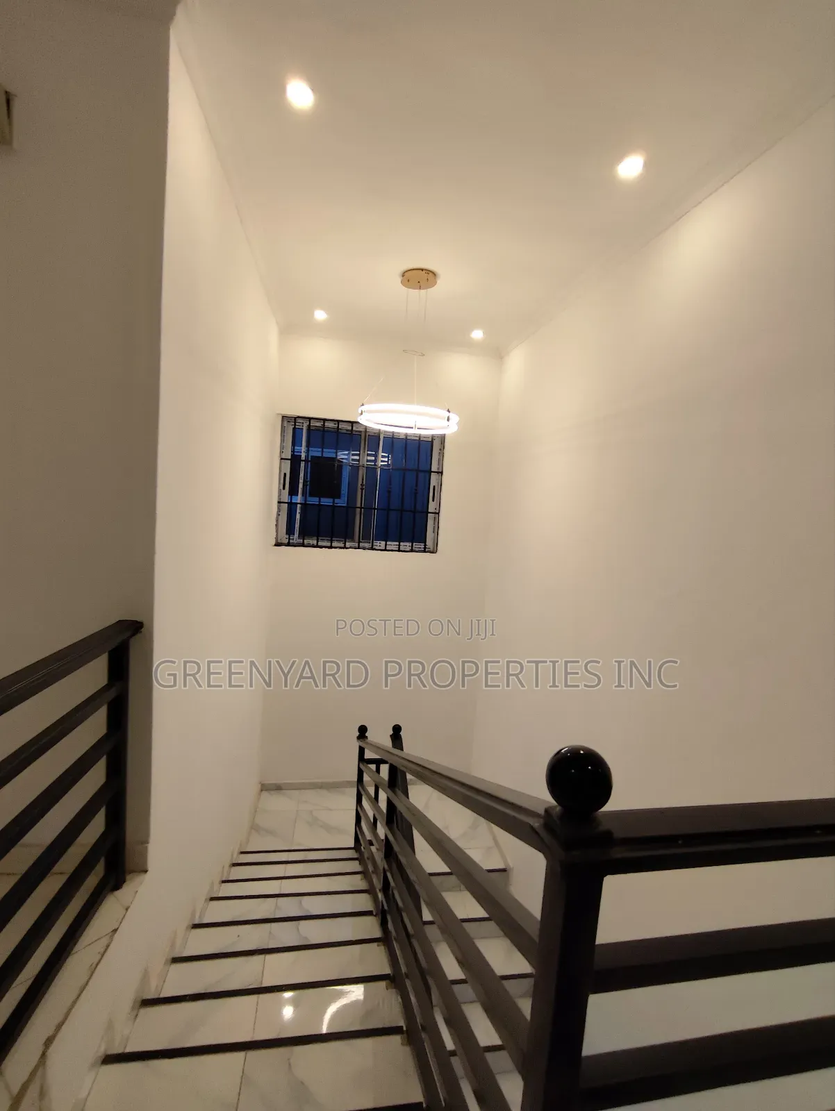 5bdrm House in Botwe for rent