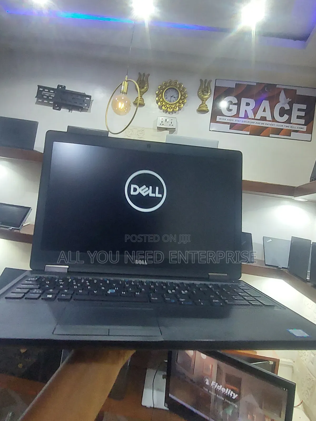 Laptop Dell Latitude 5580 8GB Intel Core I5 SSD 256GB