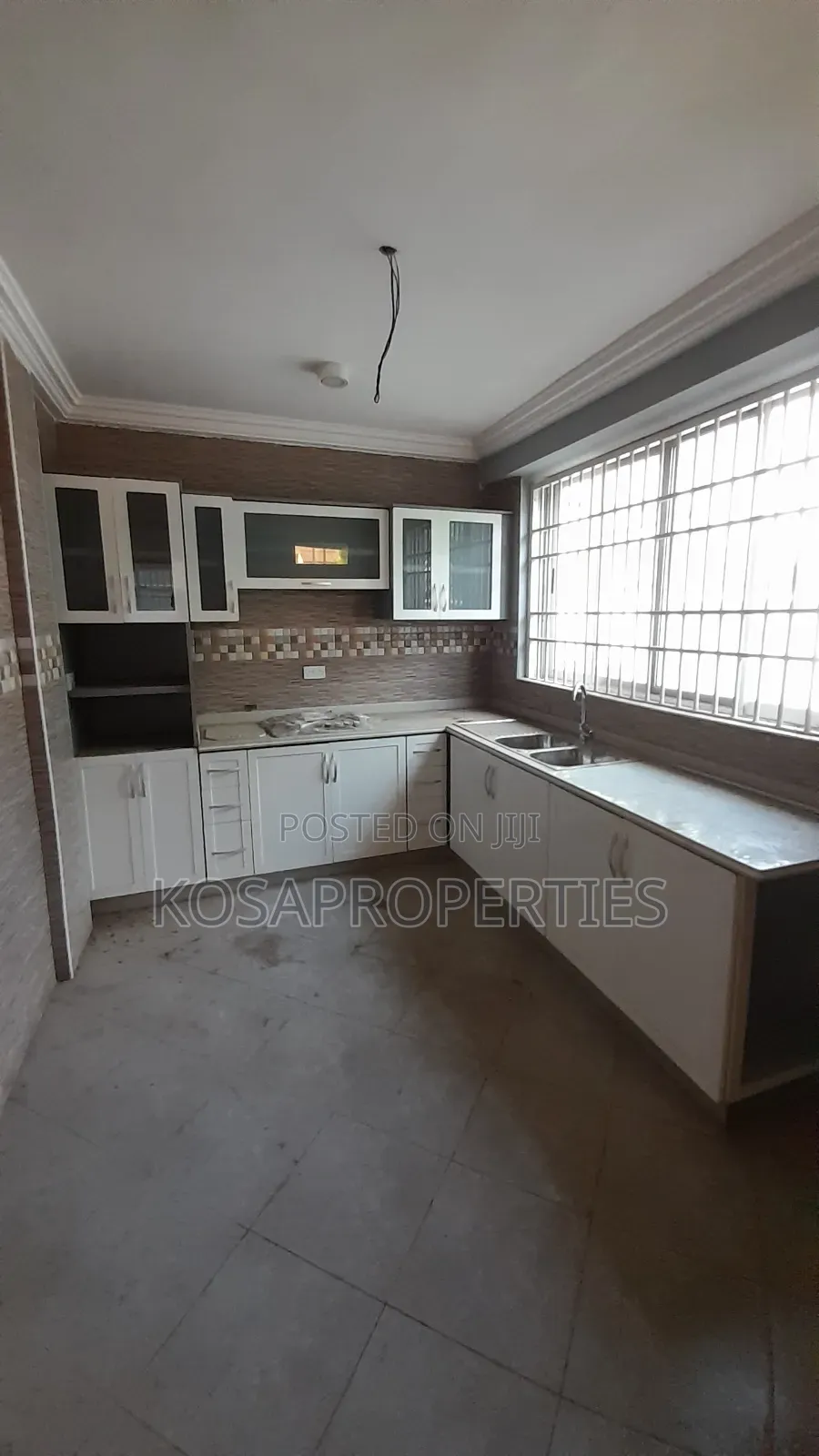 4bdrm House In Oyarifa High Tension For Sale